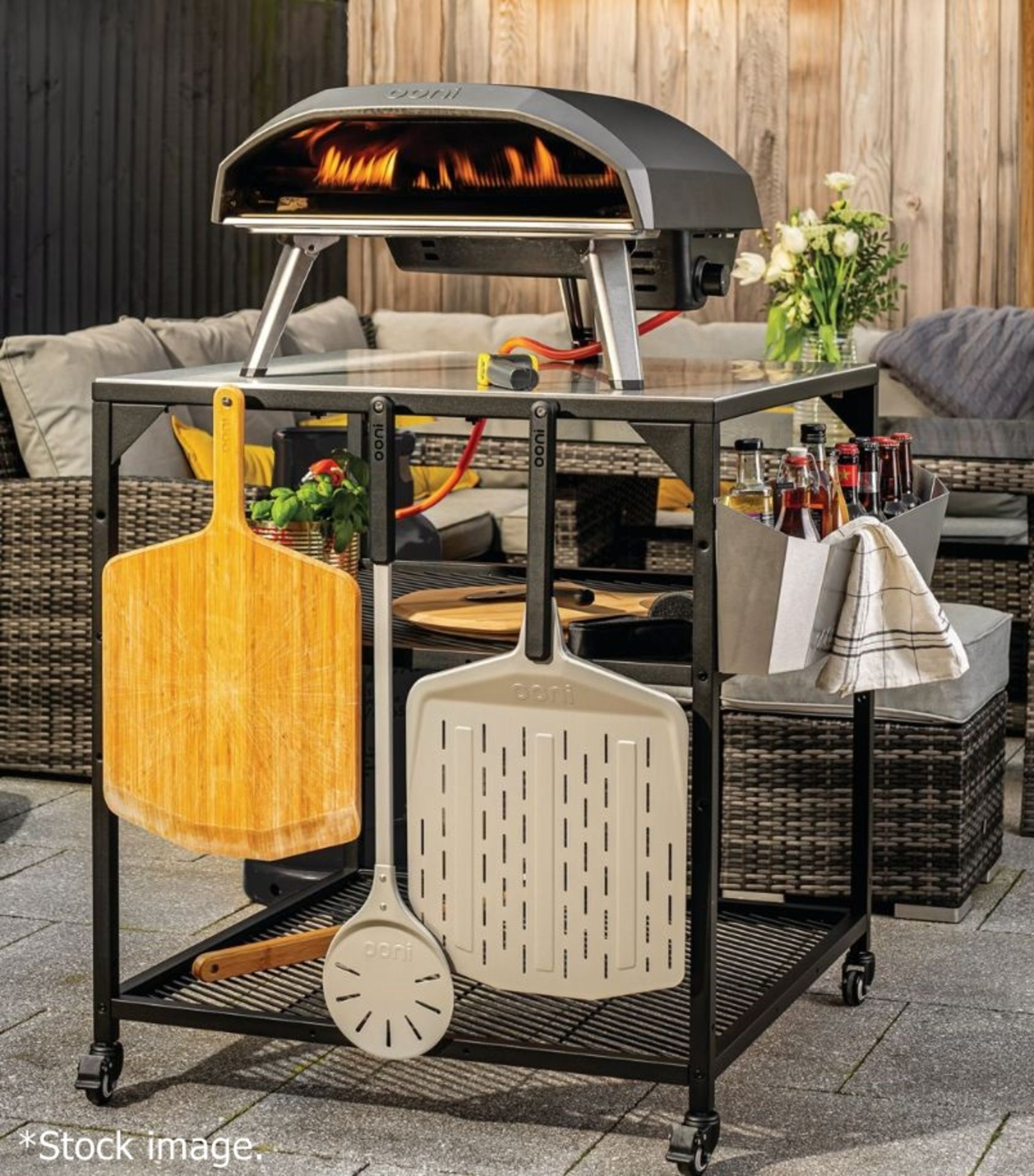 1 x OONI Large Premium Modular Outdoor Kitchen Table On Castors - Original Price £279.00 - Ref: