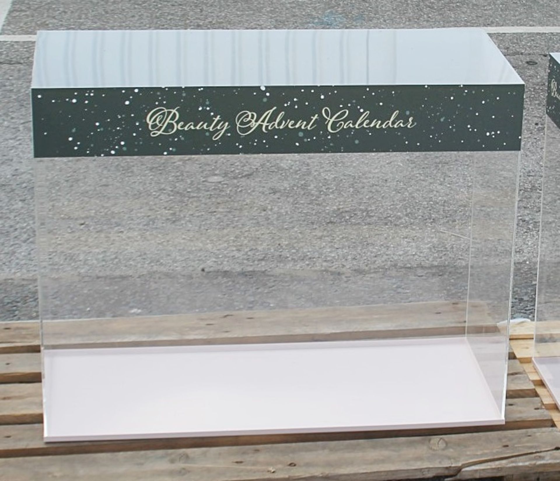 A Pair Of Large Clear Acrylic Display Cases With Metal Liners - Recently Removed From A World- - Image 2 of 4