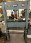 1 x Mobelec Hydraulic Press - Ref: C2C039 - CL789 - Location: SolihullCollection Details:Location: