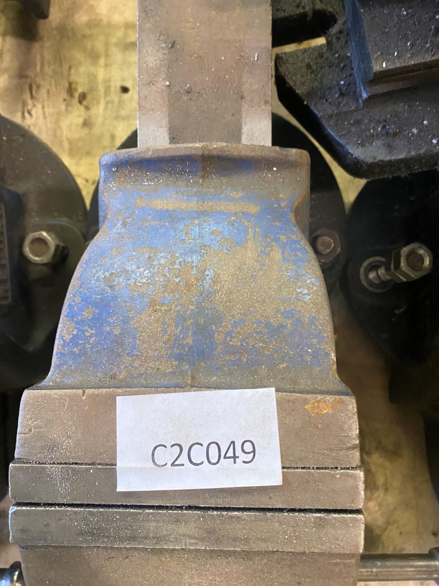 1 x Heavy Duty Bench Vice - Ref: C2C049 - CL789 - Location: SolihullCollection Details:Location: