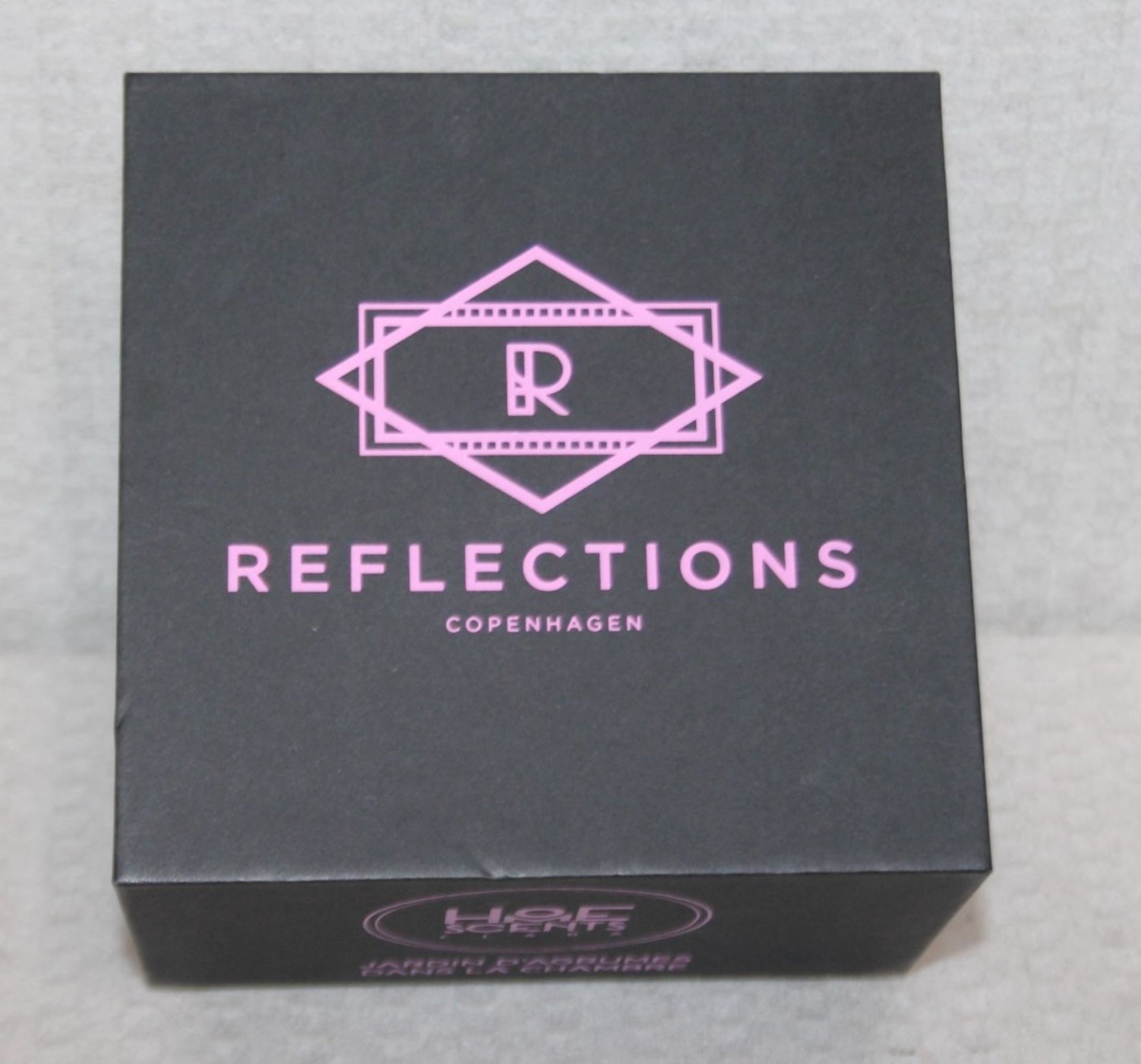 1 x REFLECTIONS COPENHAGEN 'Clara Jardin d'Agrumes' Luxury Scented Pink Crystal Candle - RRP £279.20 - Image 3 of 9