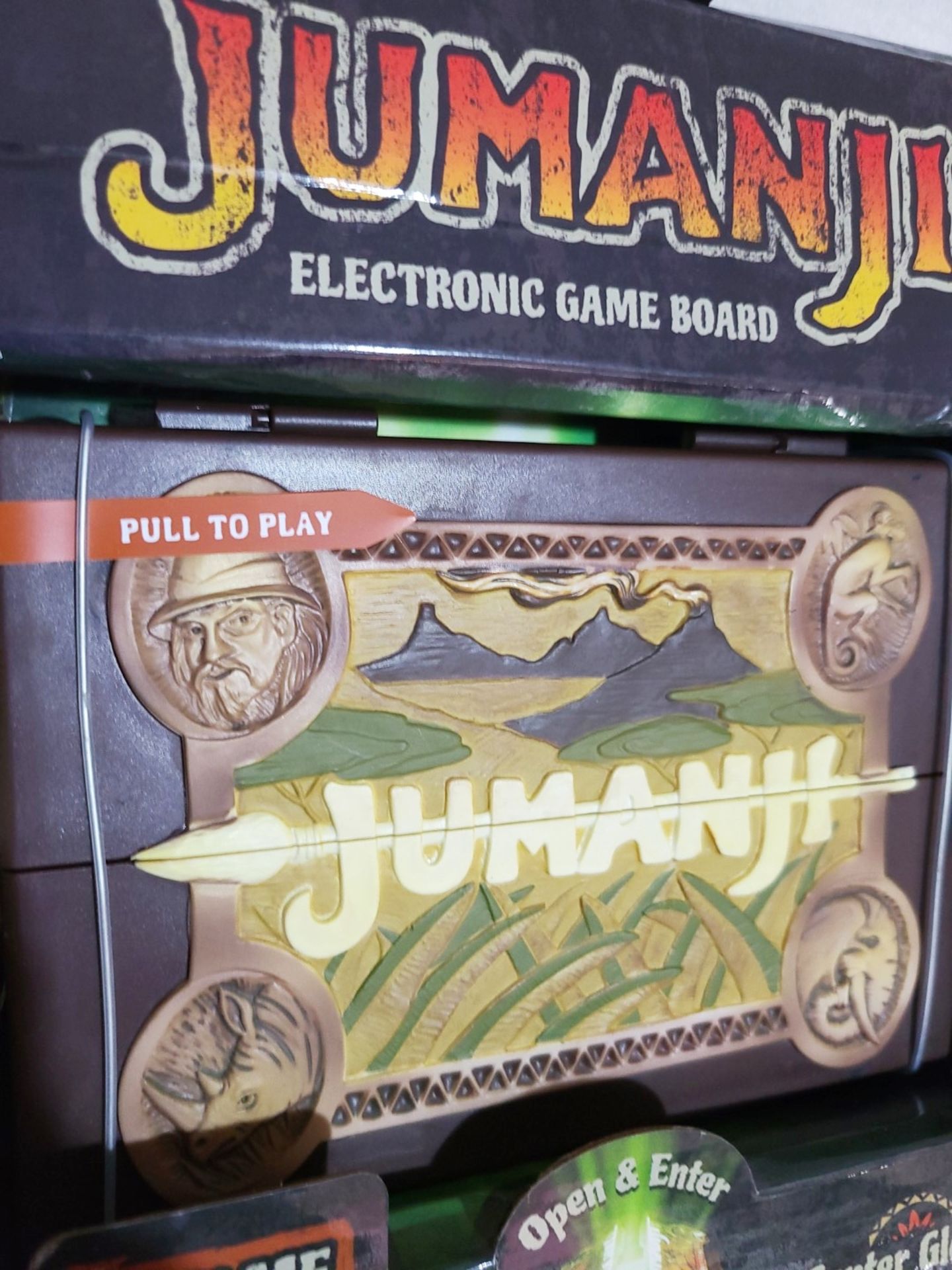 1 x JUMANJI Mini Prop Electronic Board Game - Unused Boxed Stock - Image 2 of 3