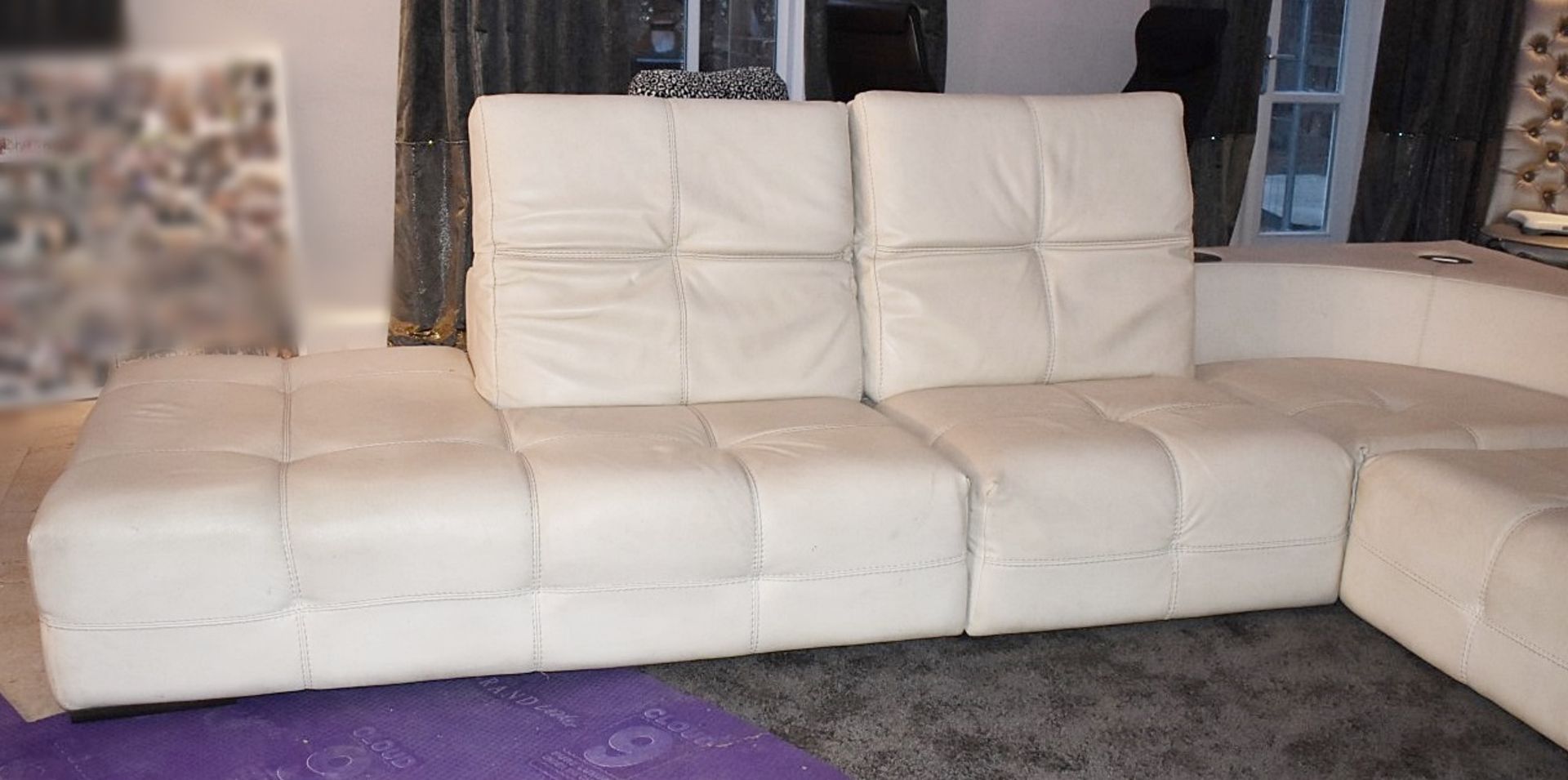 1 x NATUZZI Luxury White Leather Corner Sofa With Integrated Stereo Speakers And iPhone Dock - Cream - Image 2 of 13