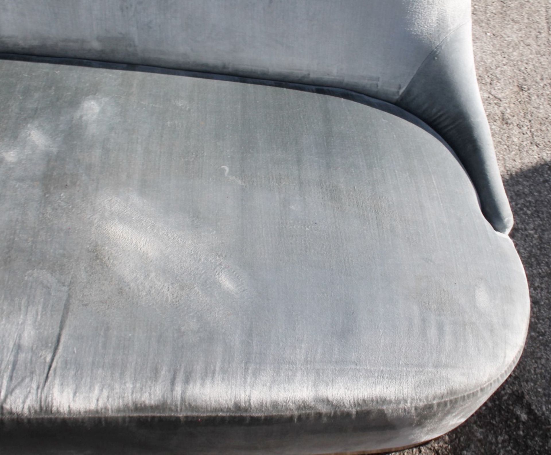 1 x Opulent Velvet Upholstered Sofa In Blue-Silver Tone With A Curved Base In Gold - Image 7 of 13