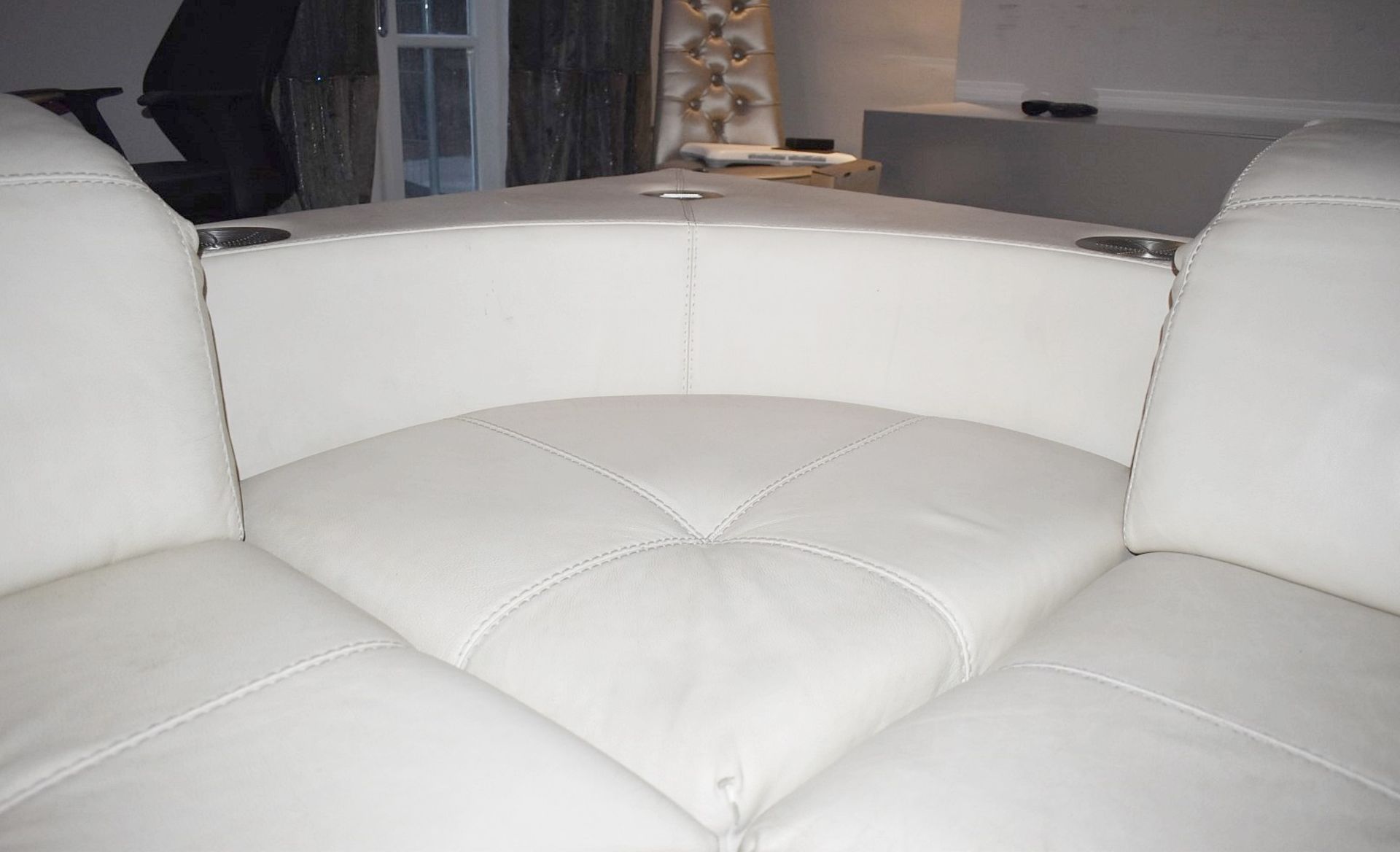 1 x NATUZZI Luxury White Leather Corner Sofa With Integrated Stereo Speakers And iPhone Dock - Cream - Image 6 of 13