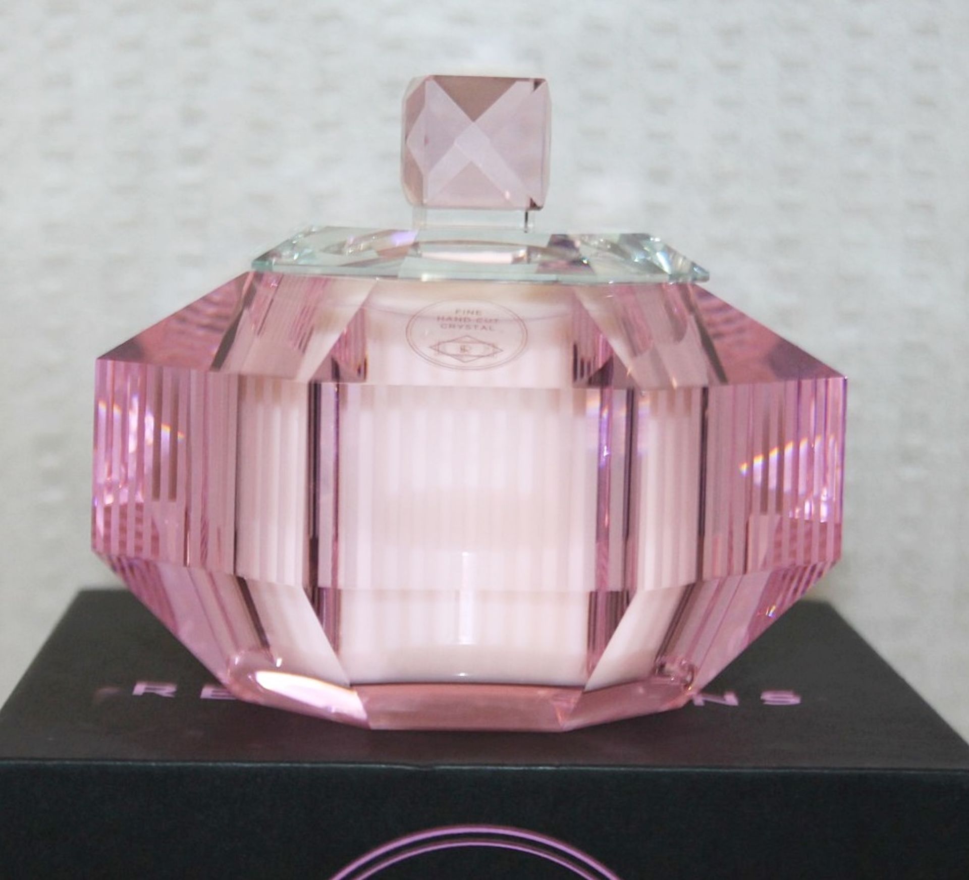 1 x REFLECTIONS COPENHAGEN 'Clara Jardin d'Agrumes' Luxury Scented Pink Crystal Candle - RRP £279.20 - Image 5 of 9