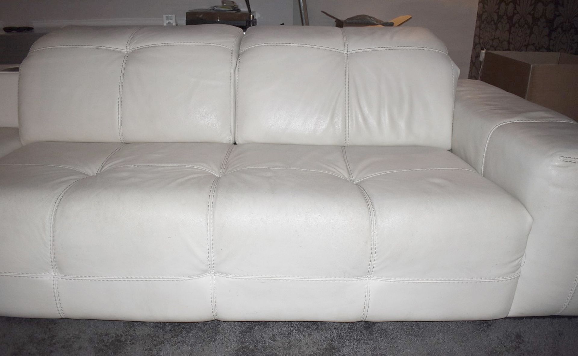 1 x NATUZZI Luxury White Leather Corner Sofa With Integrated Stereo Speakers And iPhone Dock - Cream - Image 5 of 13