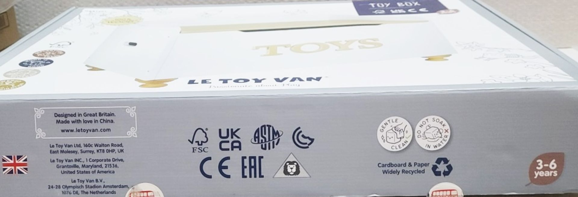 1 x LE TOY VAN Wooden Toy Box - Original Price £69.95 - Image 4 of 5
