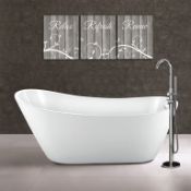 1 x Synergy Arubba 1660mm Freestanding Slipper Bath With Waste, Overflow & Leg Set - New - RRP £1250