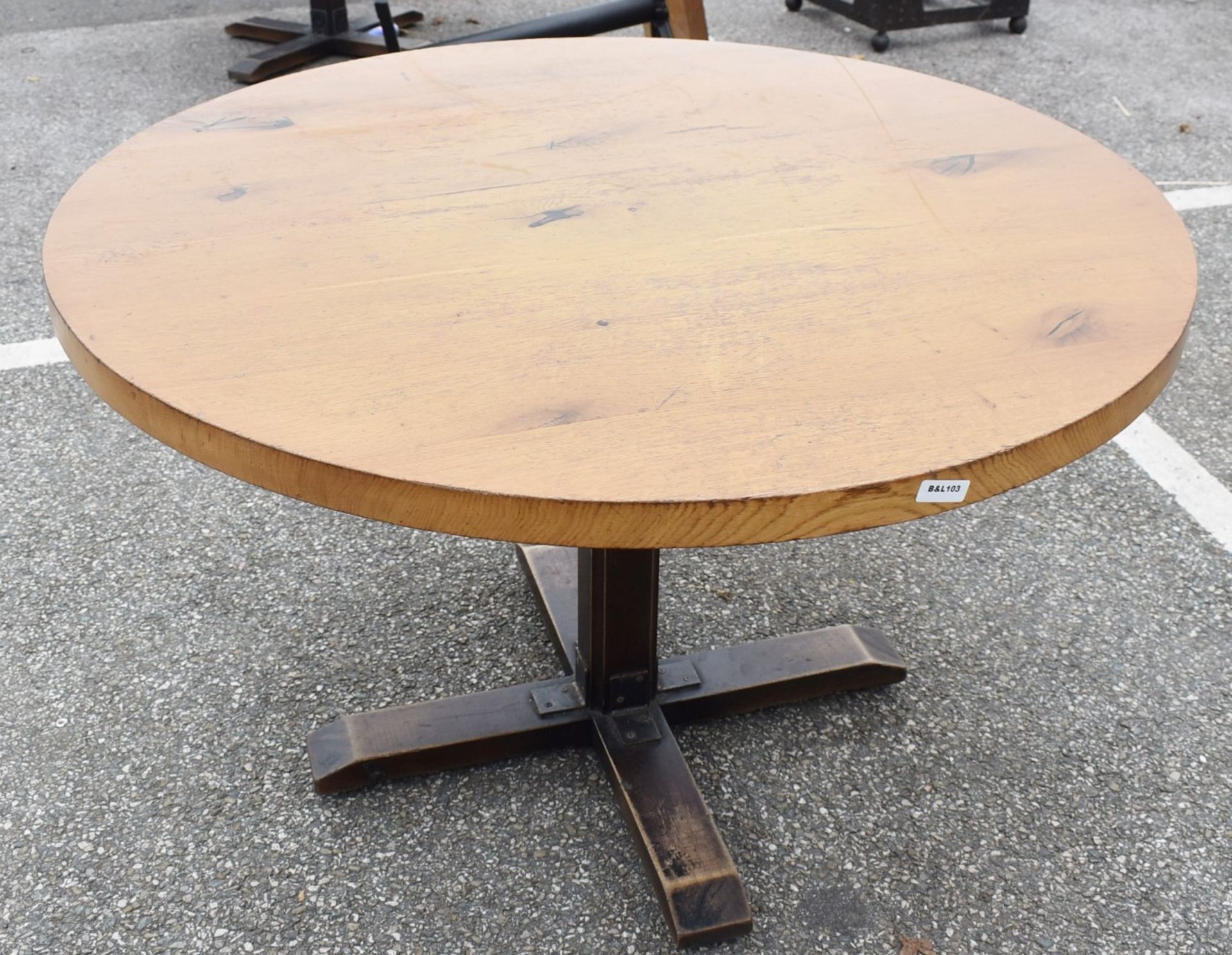 1 x Solid Oak 120cm Round Restaurant Table - Natural Rustic Knotty Oak Tops With Rustic Timber Base