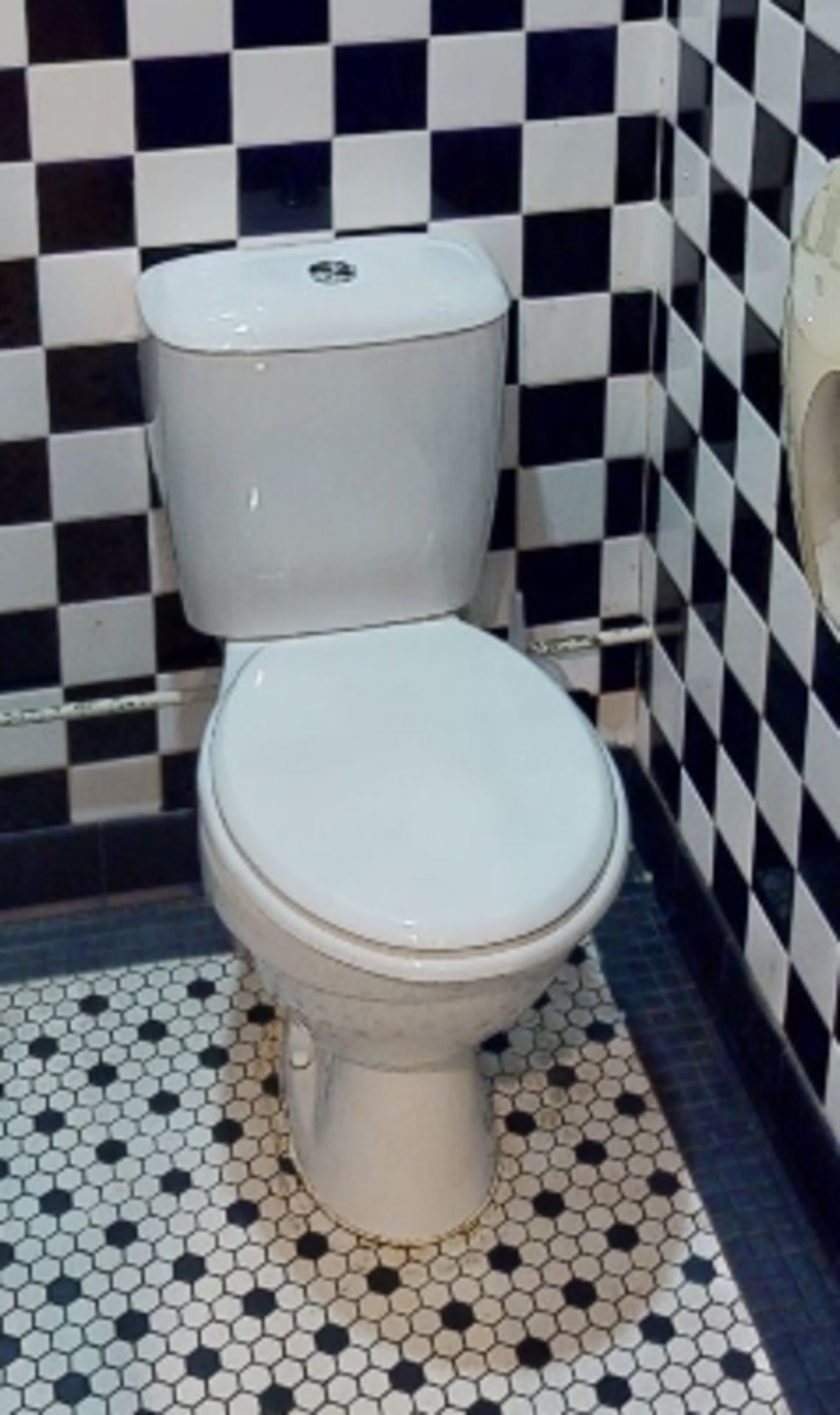 5 x Back to Wall Toilet Pans With Lids - From a Popular American Diner - CL800 - Location: Coventry, - Image 5 of 5