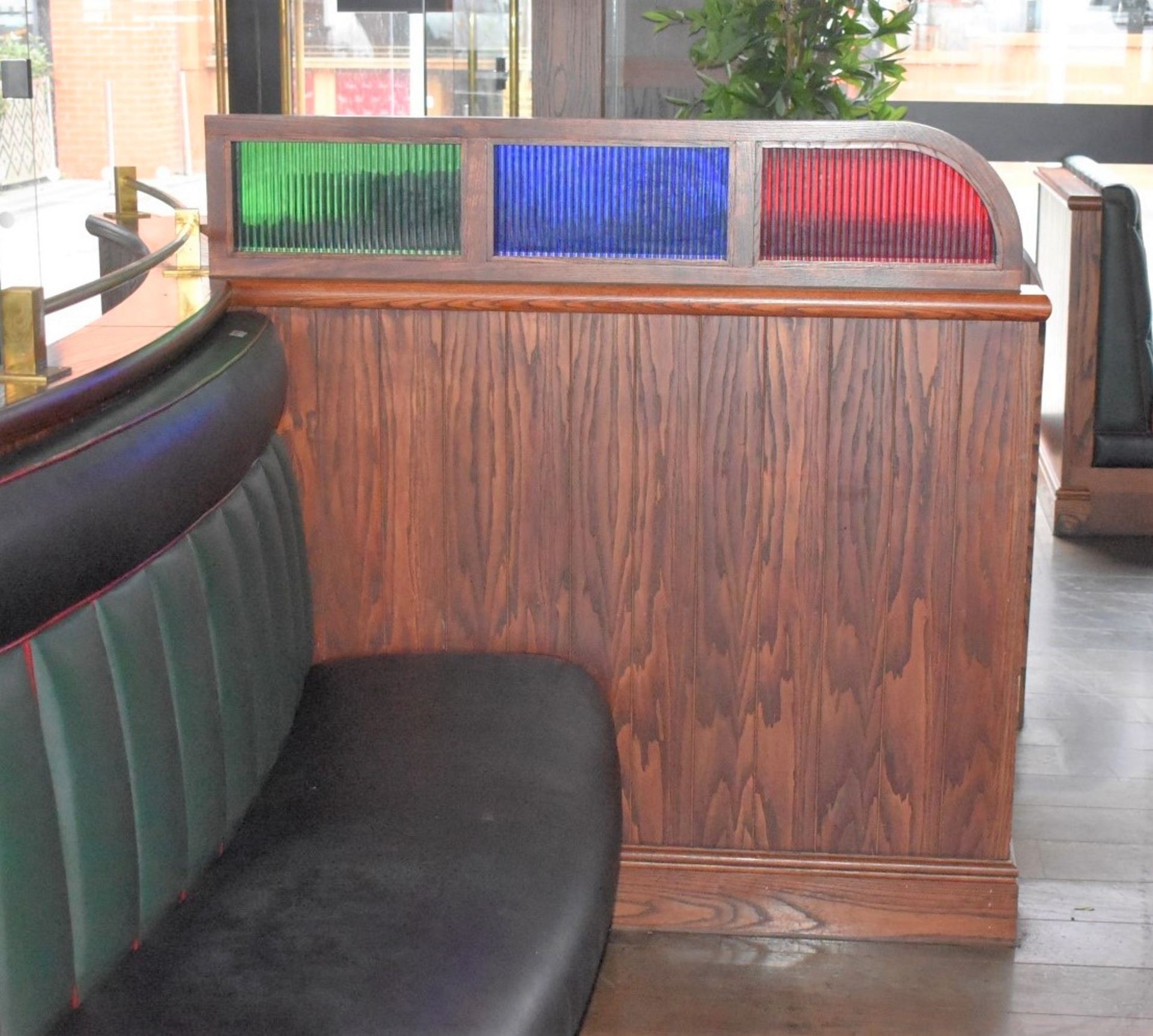 1 x Contemporary Restaurant Reception Counter With Rear Back Panel - Image 8 of 15