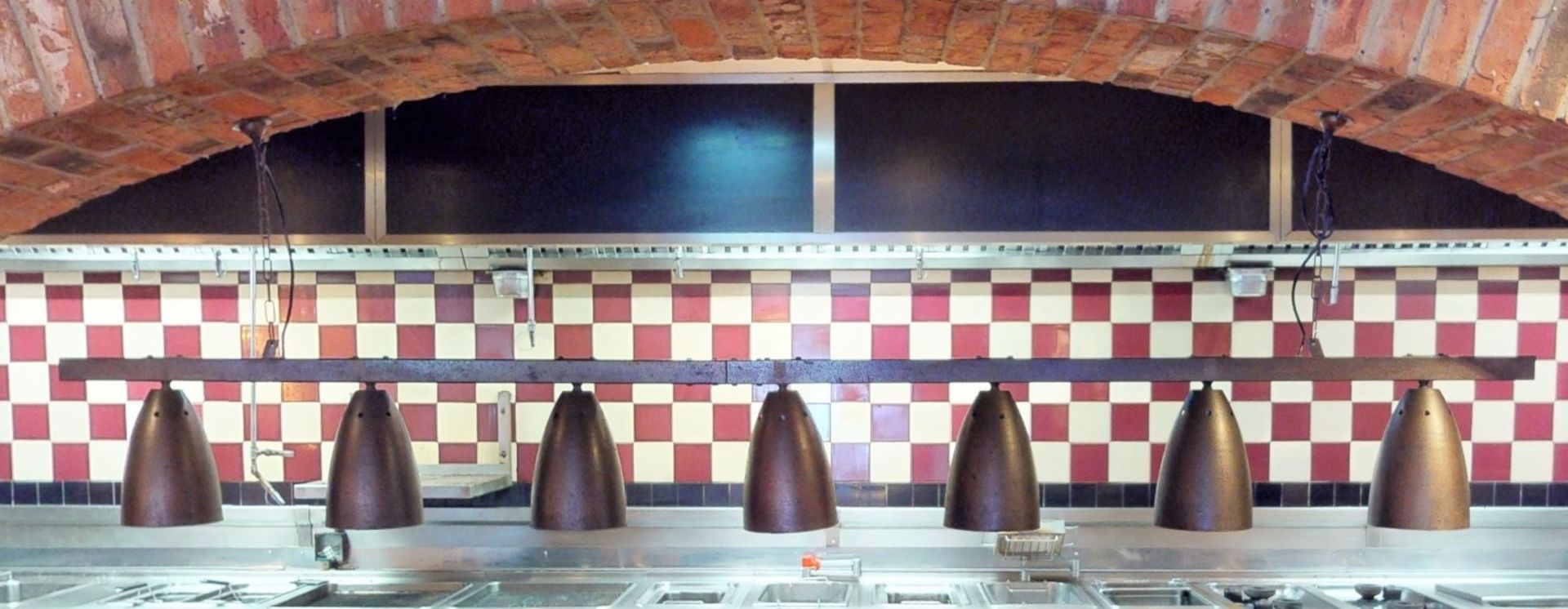7 x Food Warming Heat Lamps On A Straight Metal Mounting Bracket, For Passthrough Server Areas -