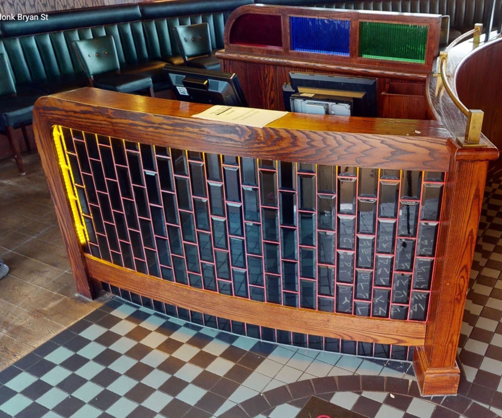 1 x Contemporary Restaurant Reception Counter With Rear Back Panel - Image 13 of 15