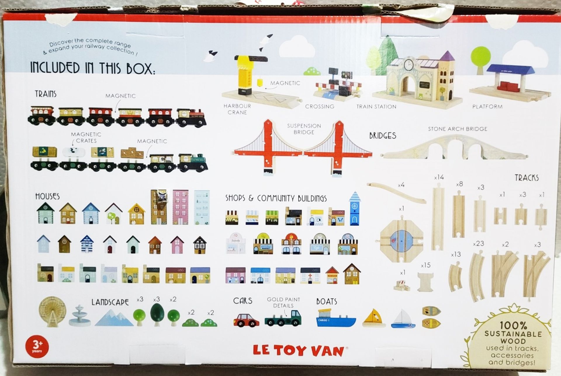 1 x LE TOY VAN Royal Express 180 Piece Wooden Train Set With 2 Trains, Track And Accessories - Image 6 of 6