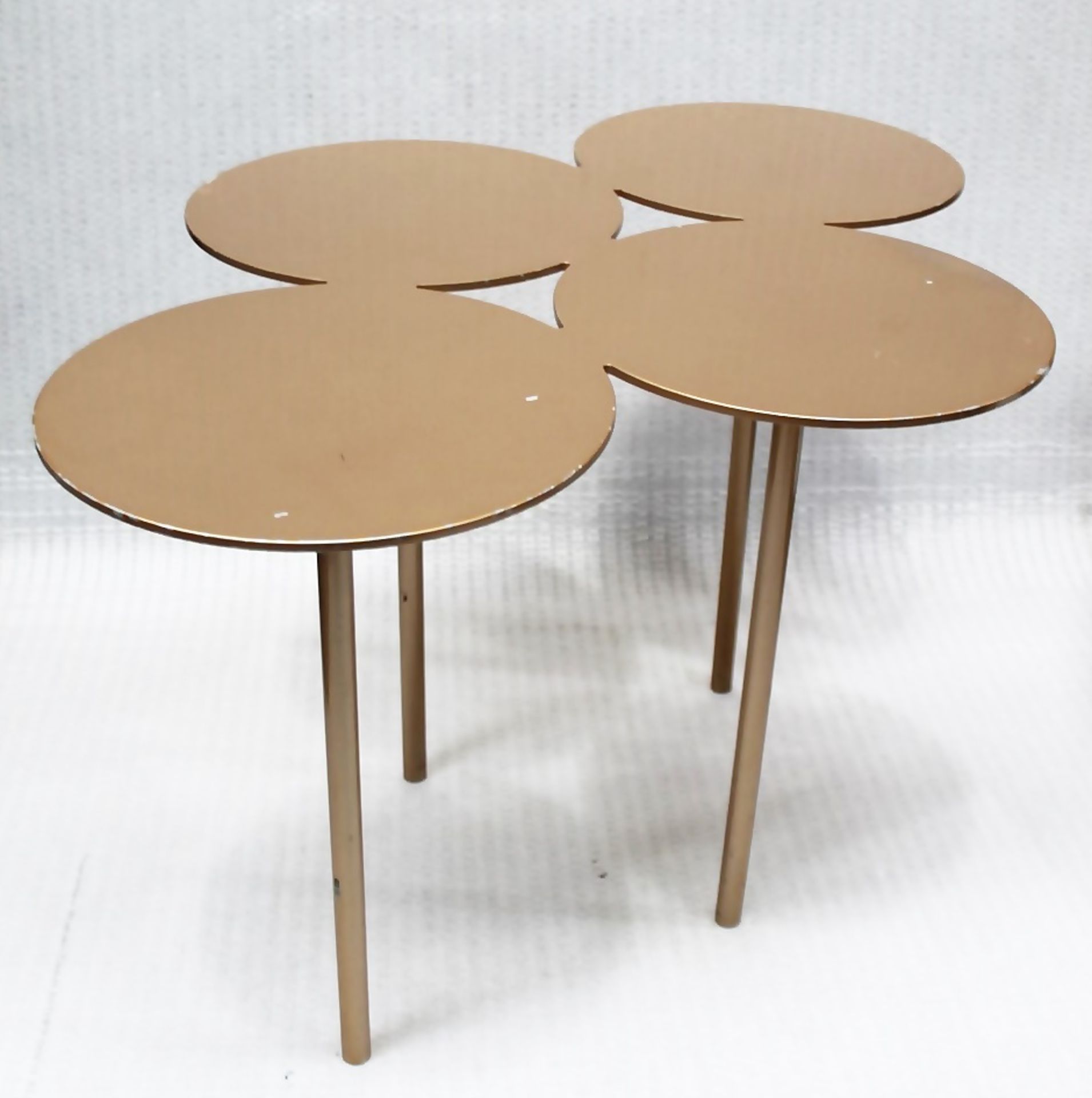 1 x Designer 4-Circle Coffee Table In Gold - Image 5 of 7
