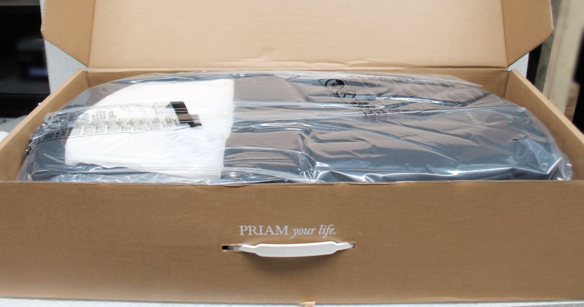 1 x CYBEX 'Priam' Luxury Carrycot In Black - Original Price £329.95 - Unused Boxed Stock - Image 8 of 19