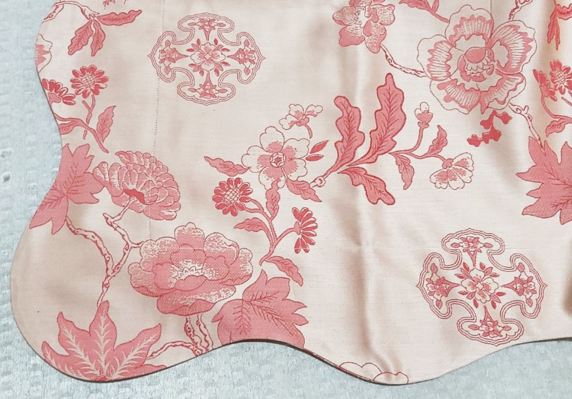 Set Of 2 x PRATESI 'Cina' Jacquard Pink Floral Print Pillow Shams (50x75cm) - Image 4 of 5