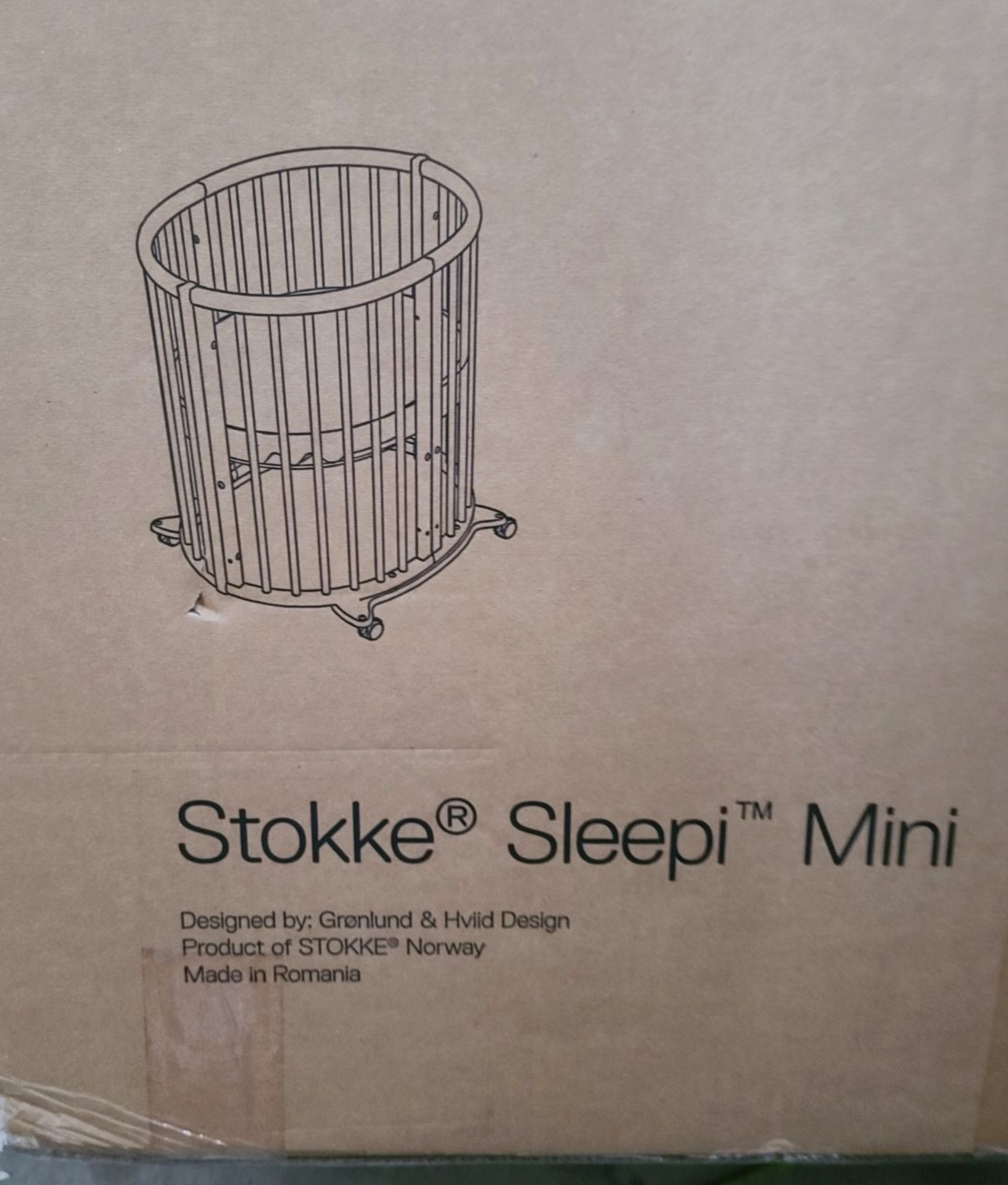 1 x STOKKE Sleepi Mini Crib With Mattress - Original Price £379.00 - Image 13 of 13