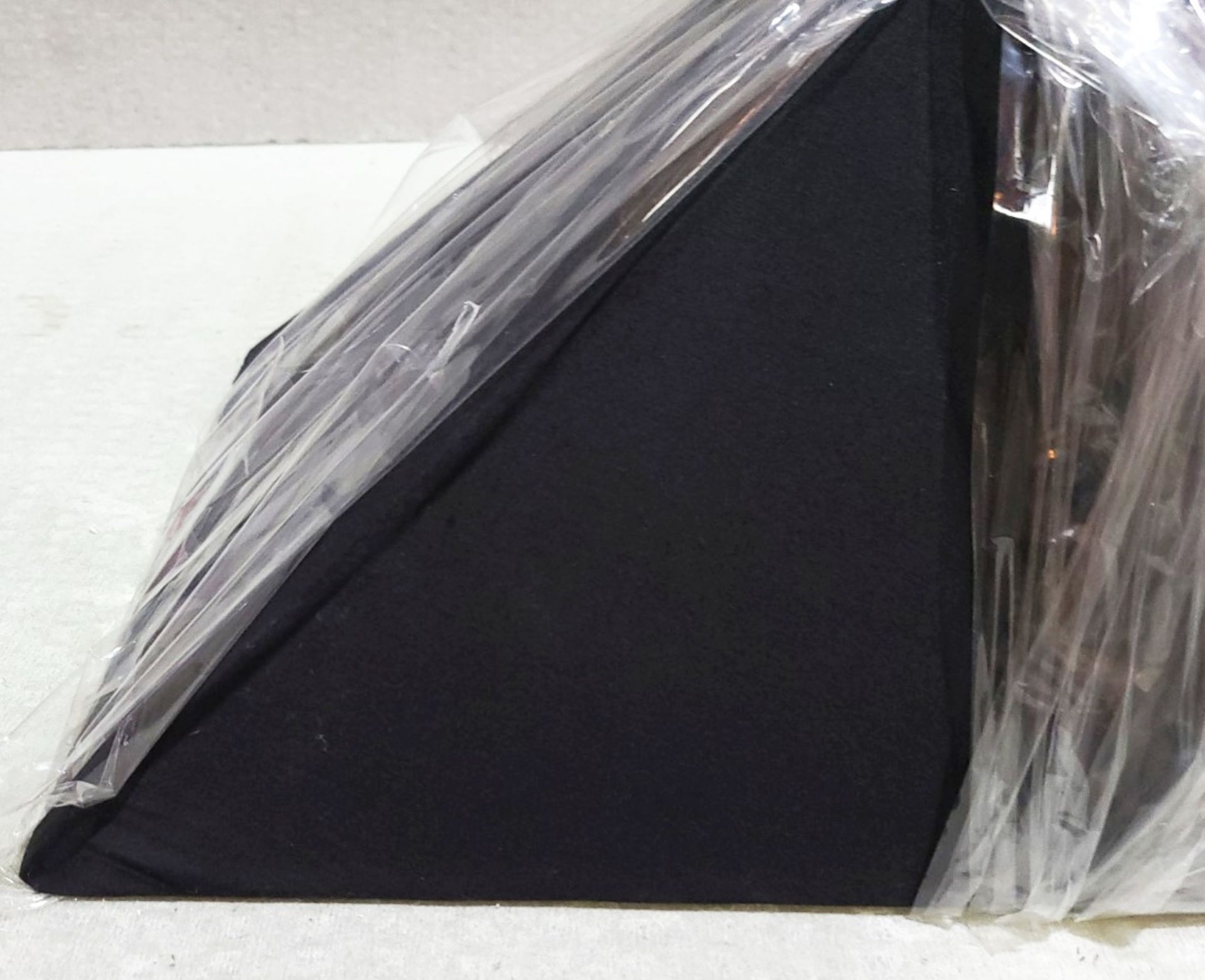 1 x BLUESUNTREE Flared Pyramid Shaped Black Fabric Lamp Shade 46cm - Image 5 of 7
