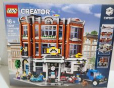 LEGO Creator Expert 10264 Corner Garage And Vet Clinic Set with 6 Minifigures - RRP £260.00