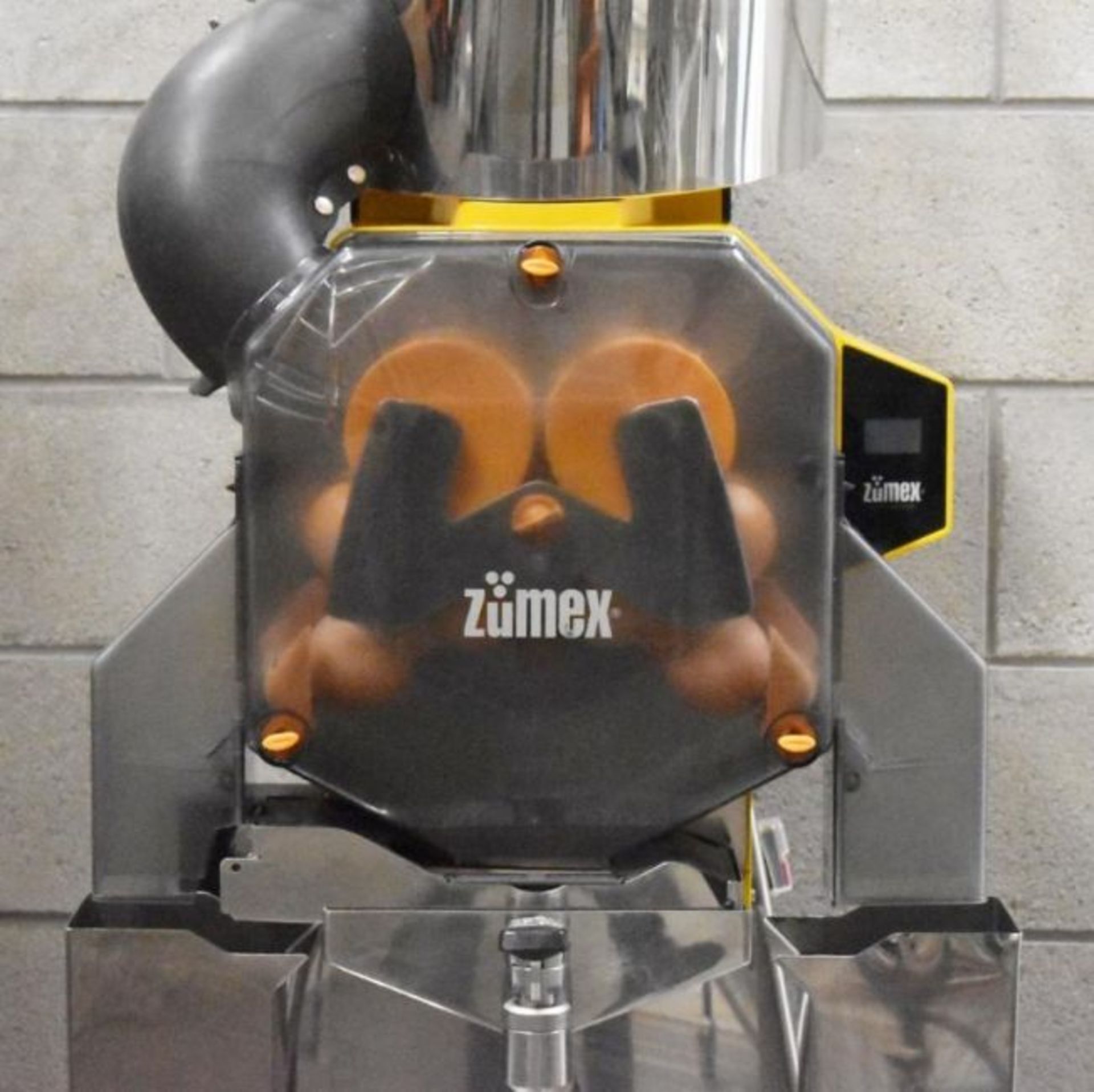 1 x Zumex Speed S +Plus Self-Service Podium Commercial Citrus Juicer - Manufactured in 2018 - - Image 4 of 20