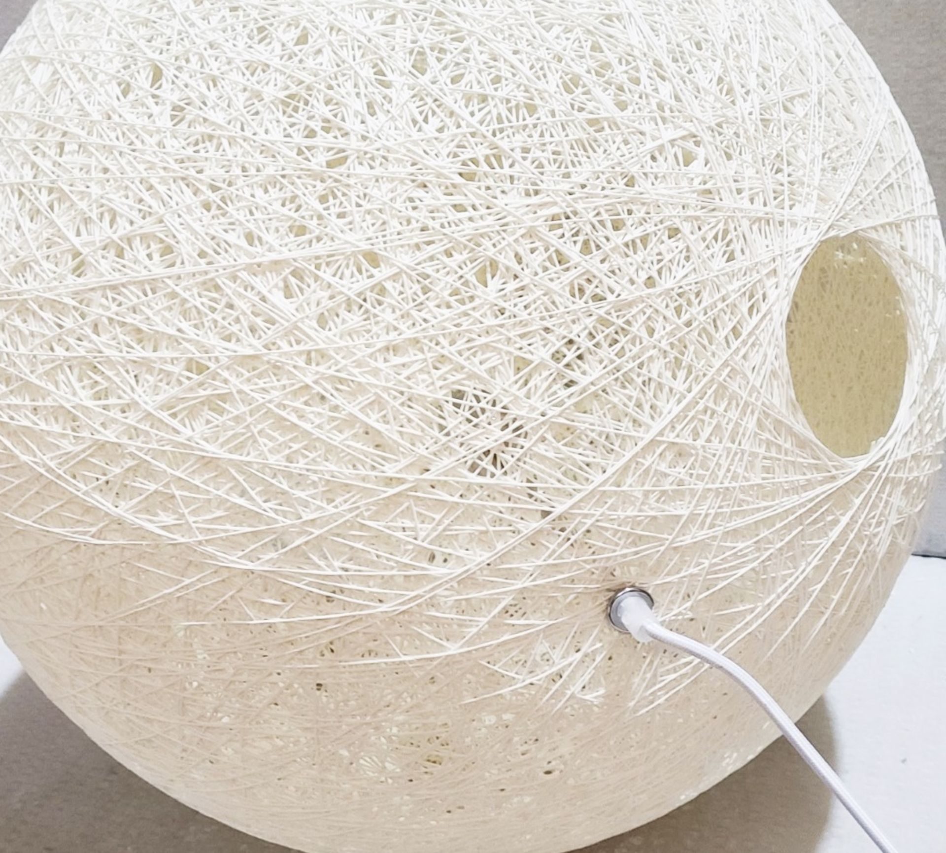 1 x BLUESUNTREE Elegant 88cm Off White Woven String Resin Nest Ball Pendant Lamp Wired For Mains - Image 3 of 6