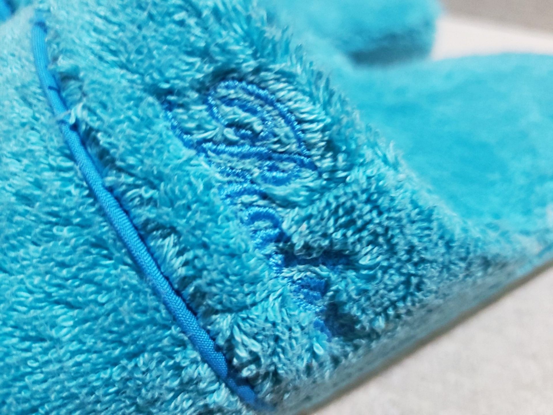 1 x PRATESI Panofole Turquoise Terry Cotton Slippers Size 38/39 - Original Price £200.00 - Image 3 of 4