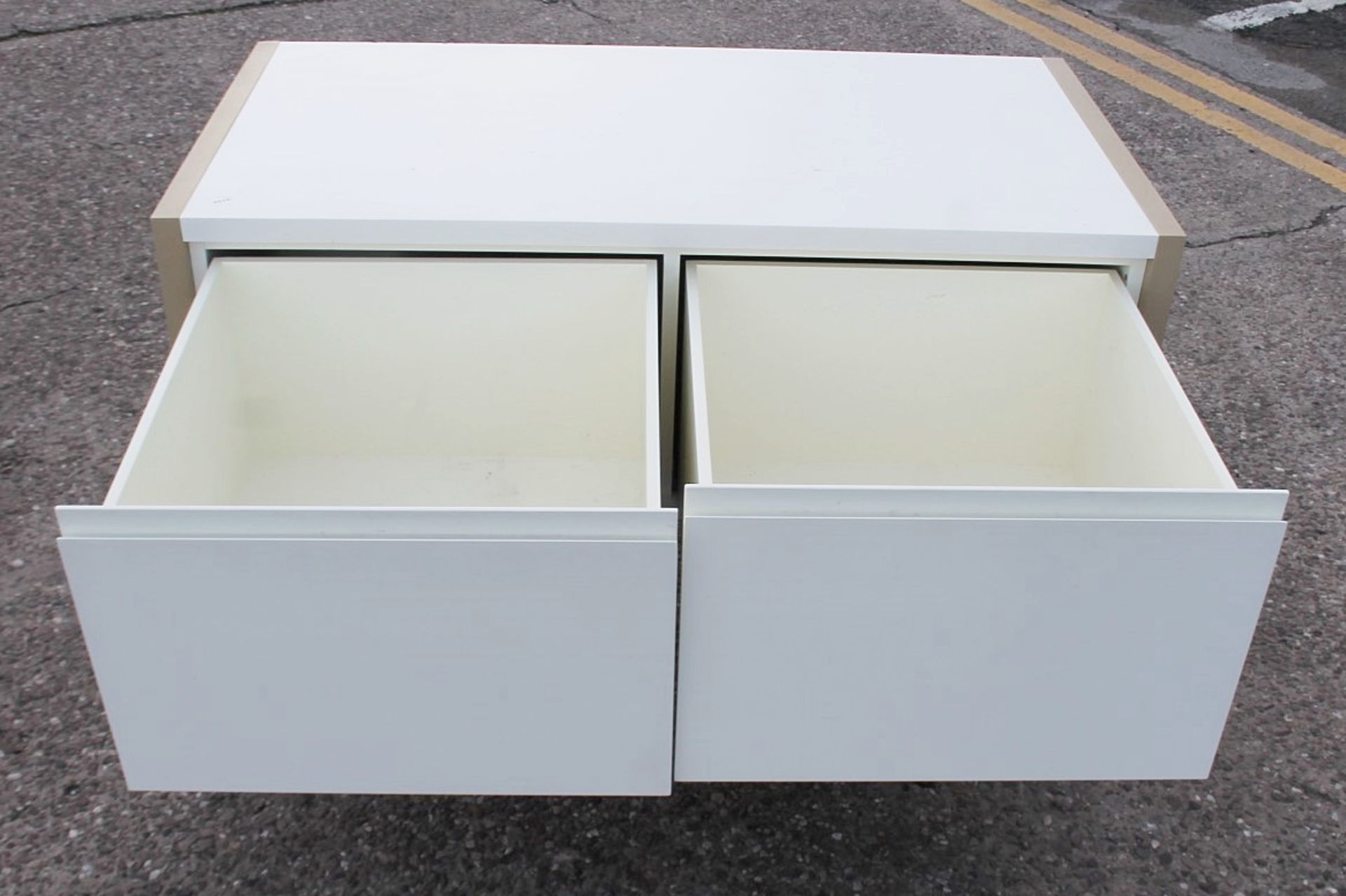 A Pair Of Large Matching Retail Display Units With 2-Drawer Storage In White And Gold - Image 3 of 8