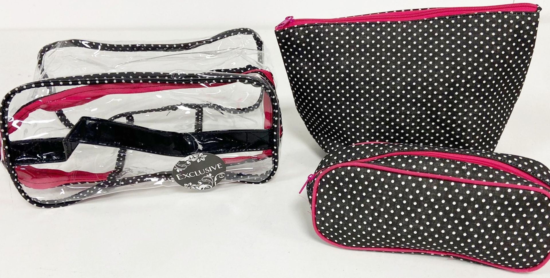 8 x EXCLUSIVE 3 in 1 Polka-Dot Make-Up Carrying Cases - Image 4 of 4