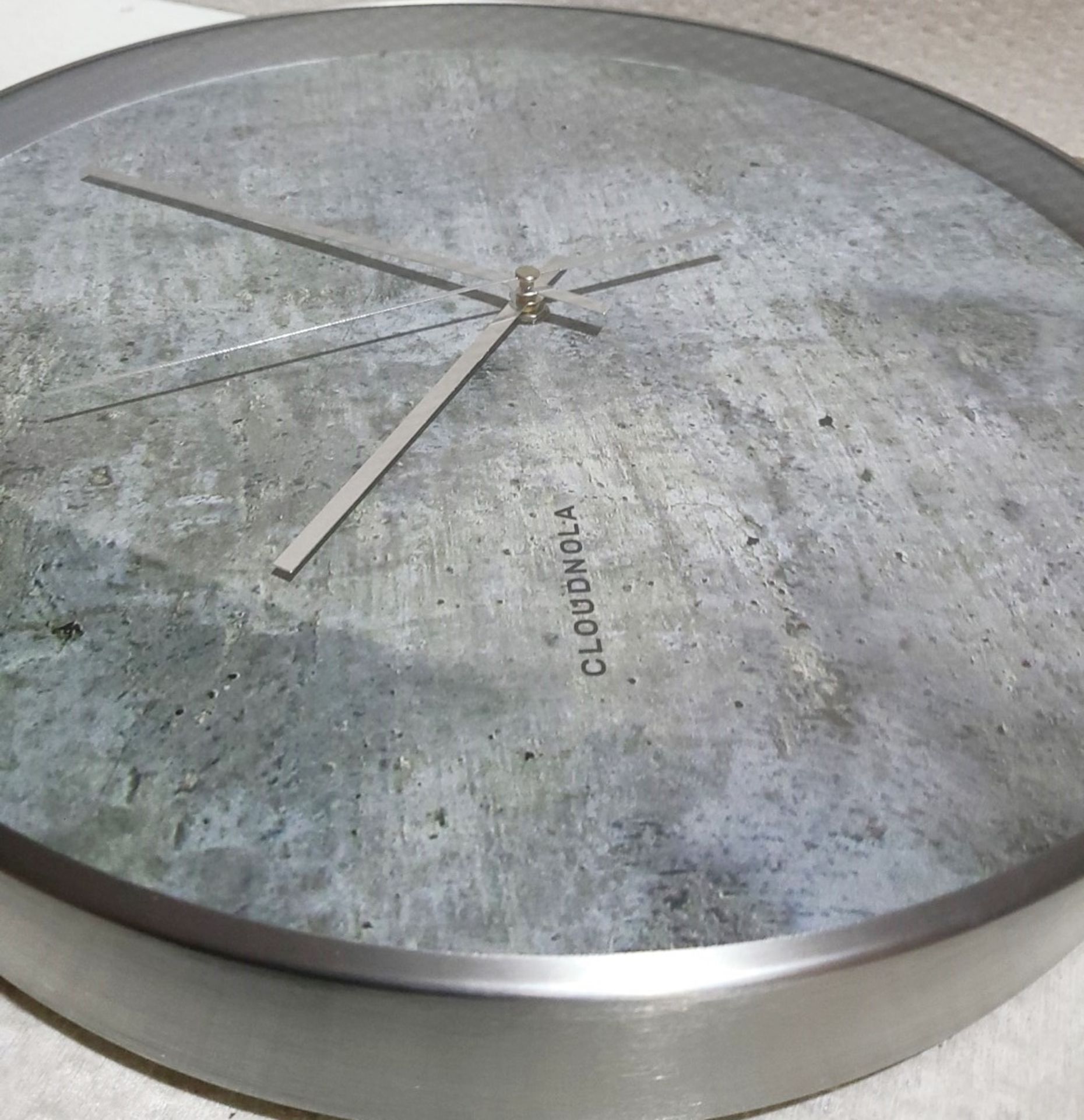 1 x CLOUDNOLA Structure Concrete Speckle-Print Wall Clock With Polished Silver Hands and Rim 40cm - Image 2 of 7