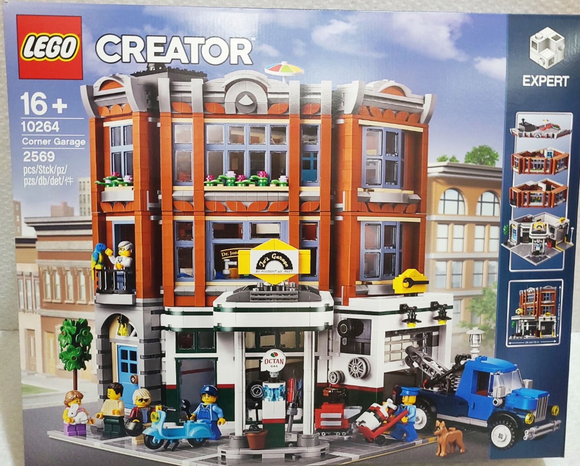 1 x LEGO Creator Expert 10264 Corner Garage And Vet Clinic Set with 6 Minifigures - RRP £260.00