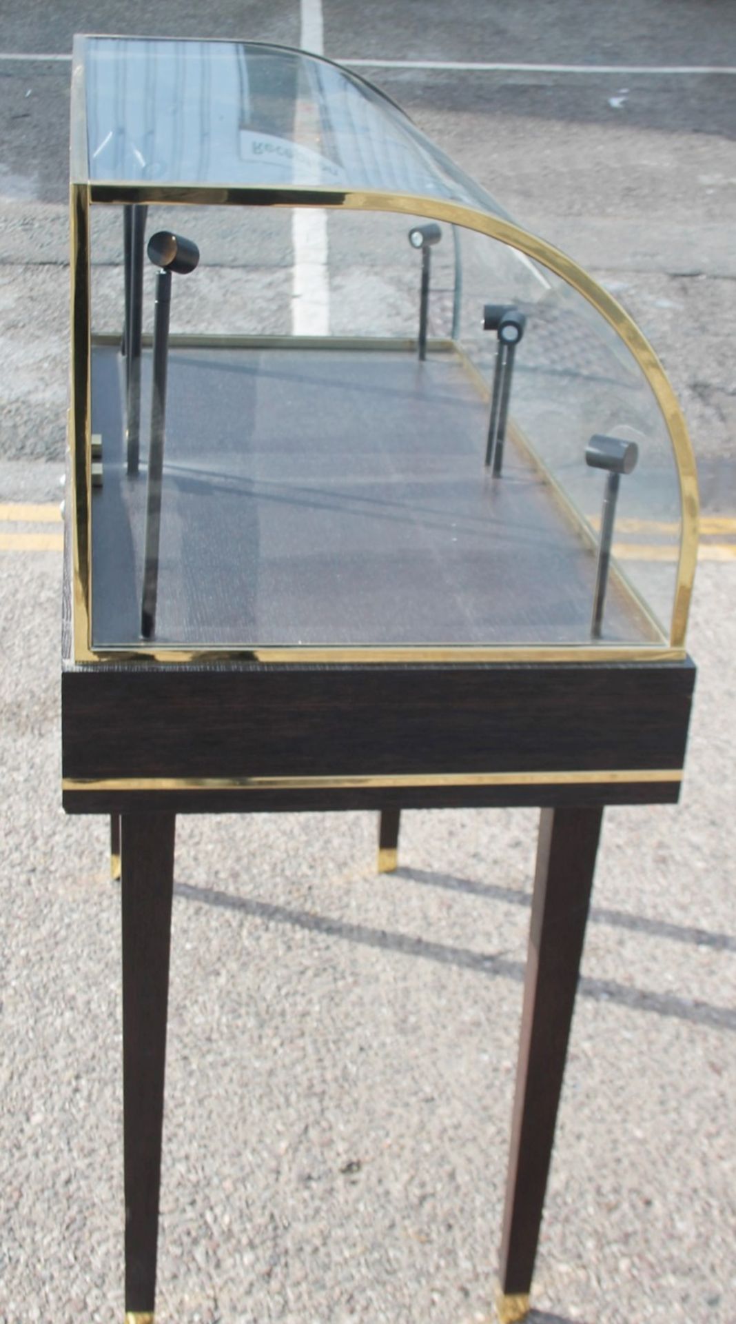 1 x Impressive Illuminated Glass Display Case With A Darkwood Base - From A London Department Store - Image 12 of 12