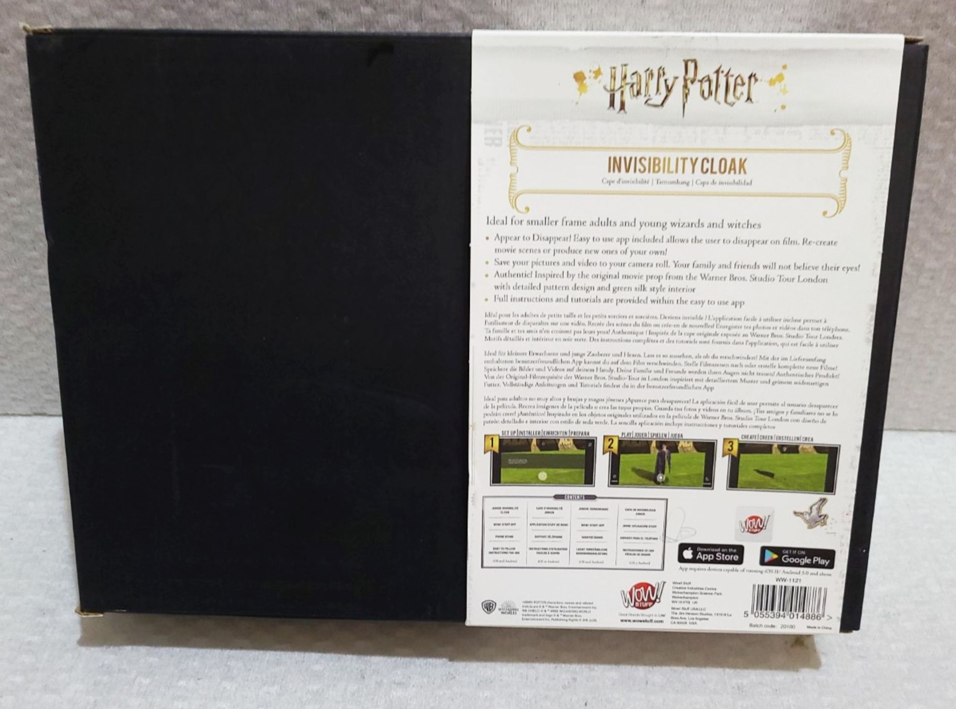 1 x HARRY POTTER Junior Invisibility Cloak and Phone Stand - Image 2 of 3