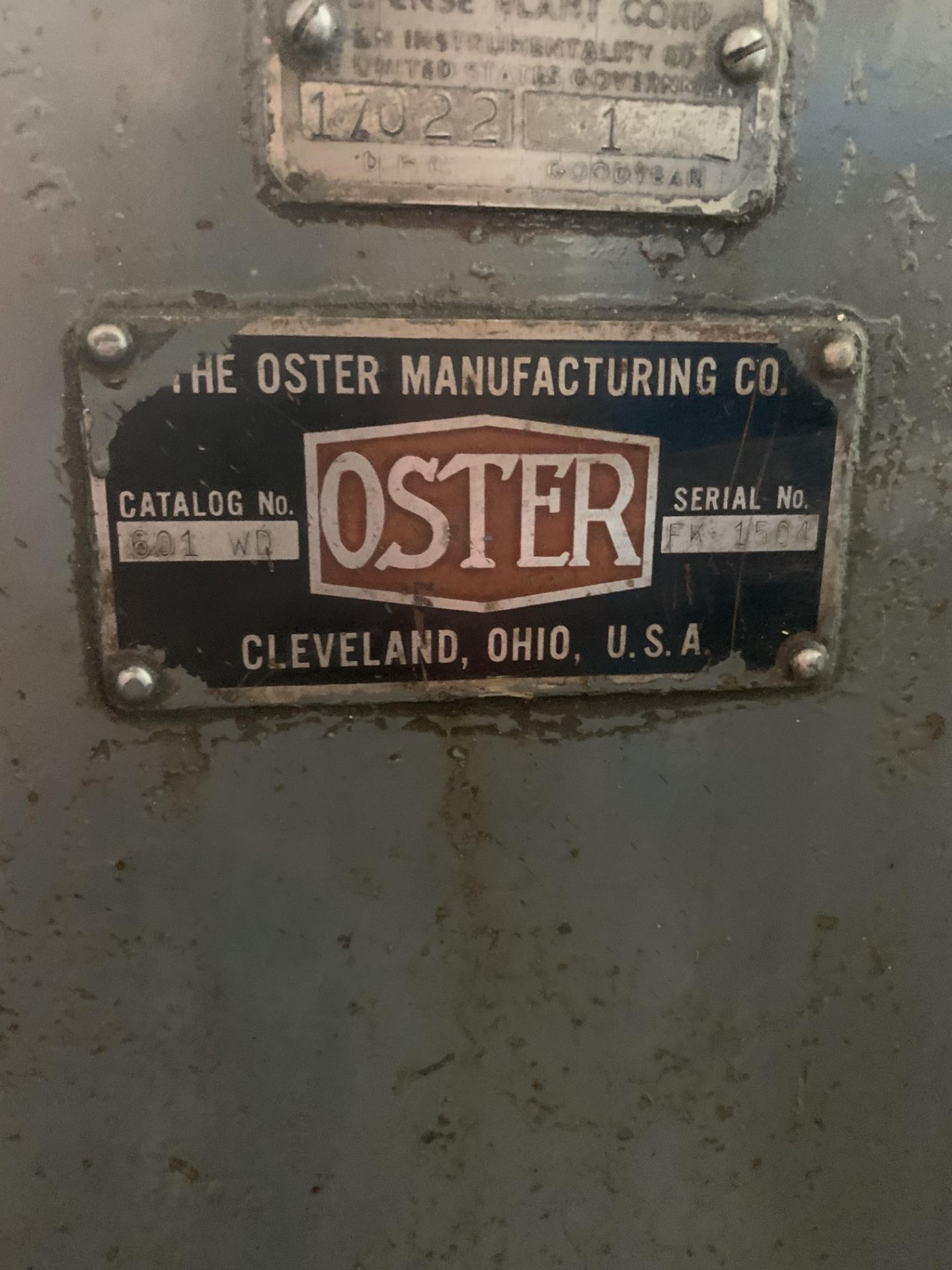 Oster turet lathe catalog # 601WD; serial number FK1504; uses Warner Swasey dead stop collet pads; - Image 4 of 15