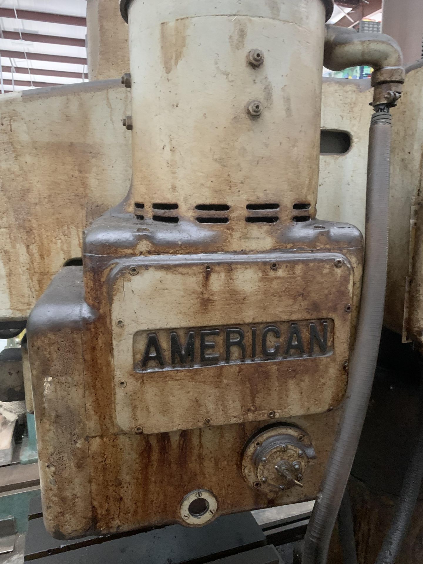 American Hole wizard radial arm drill; 4' Arm 11" Column 18" x 24" Block - Image 2 of 8