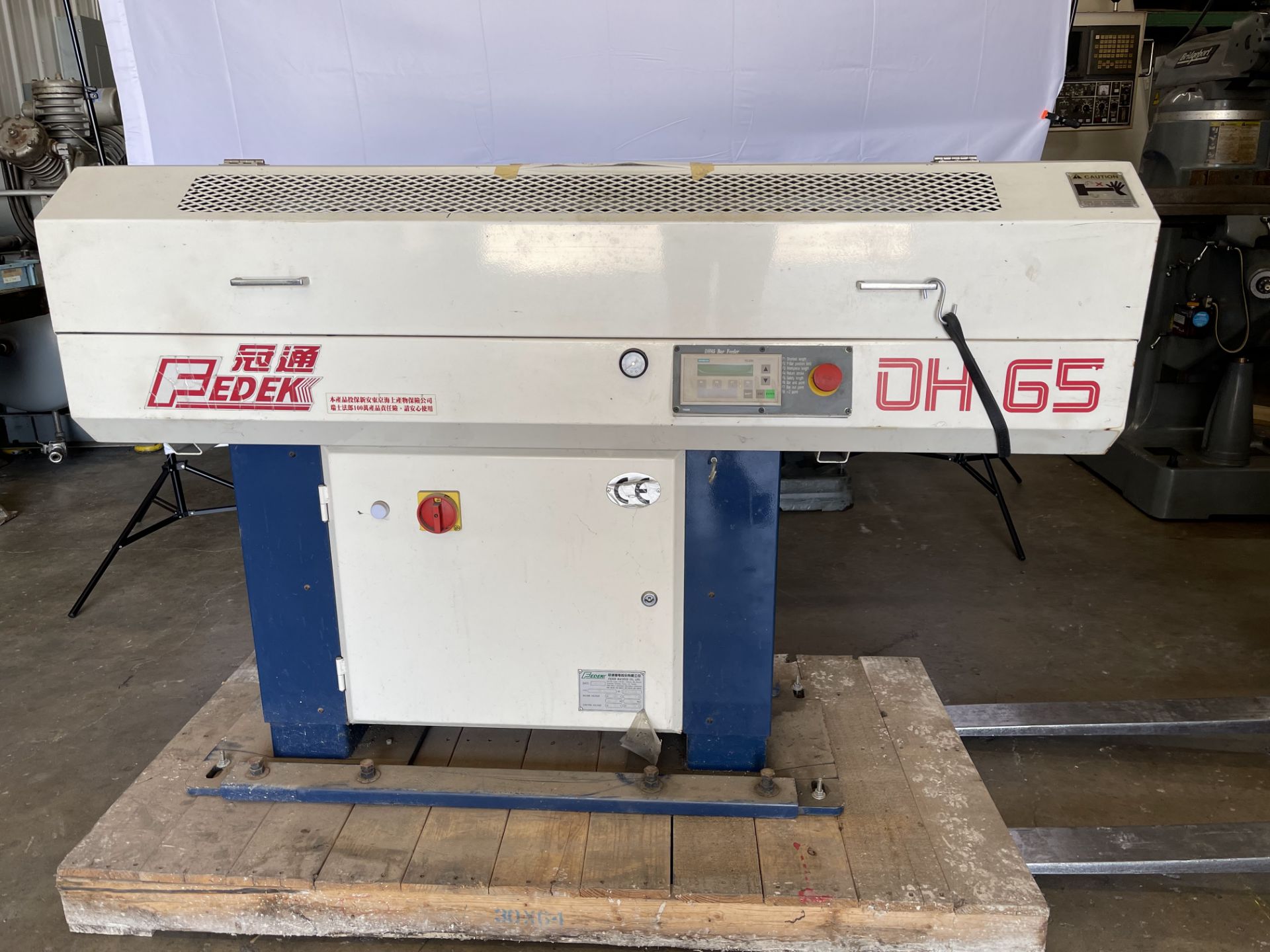 Fedek DH65 bar feeder for CNC Lathe, Serial # 14310603. 220 volt, single phase - Image 2 of 15