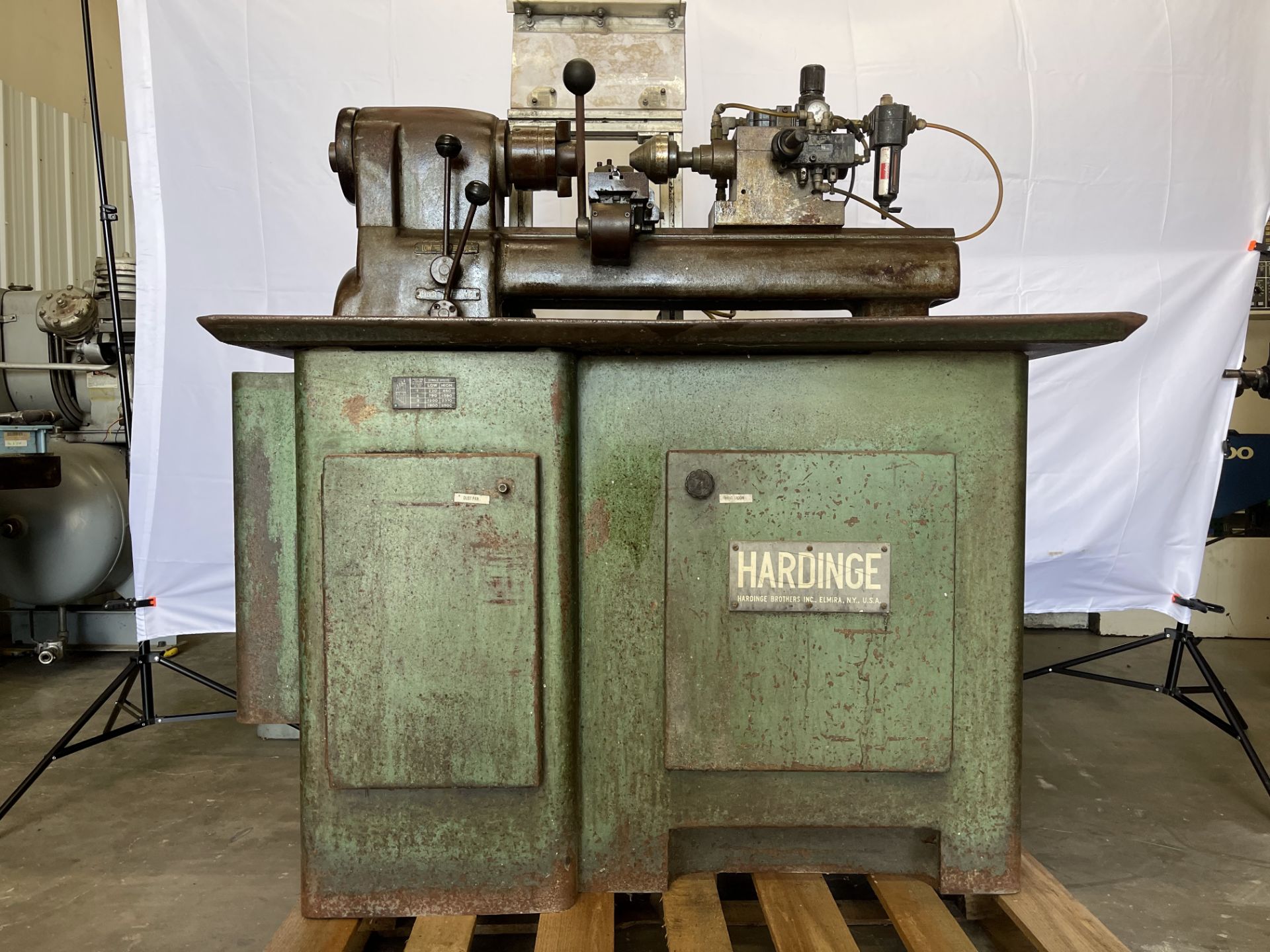 Hardinge 59 split bed; working condition unknown; bat handle slide and turret with pnuematic tail - Bild 3 aus 12