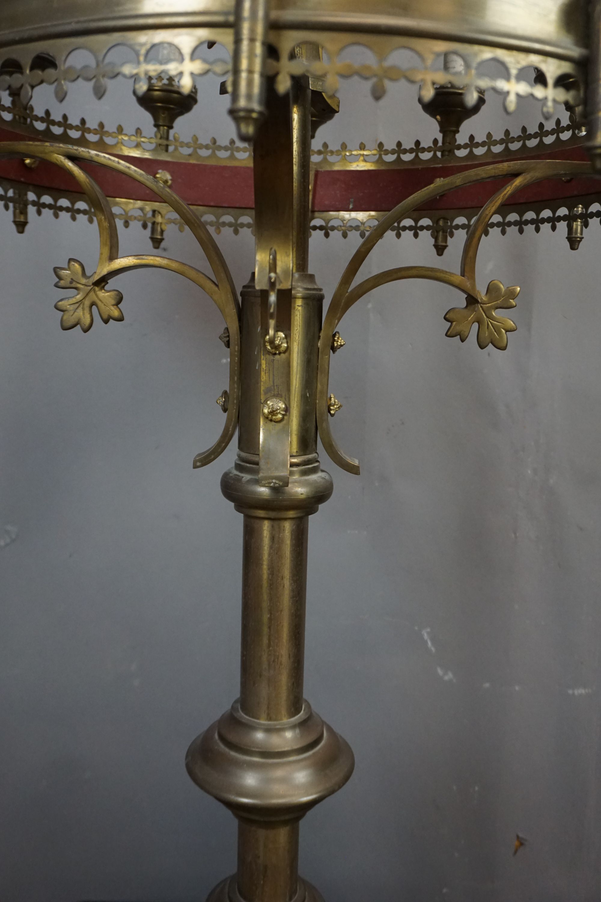 Monumental neogotic candlestick in copper and bronze 19th H170 - Image 4 of 5
