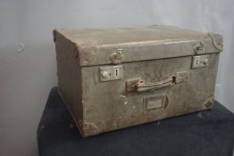 Suitcase in leather H28x50x40