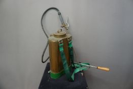 Sprayer in copper