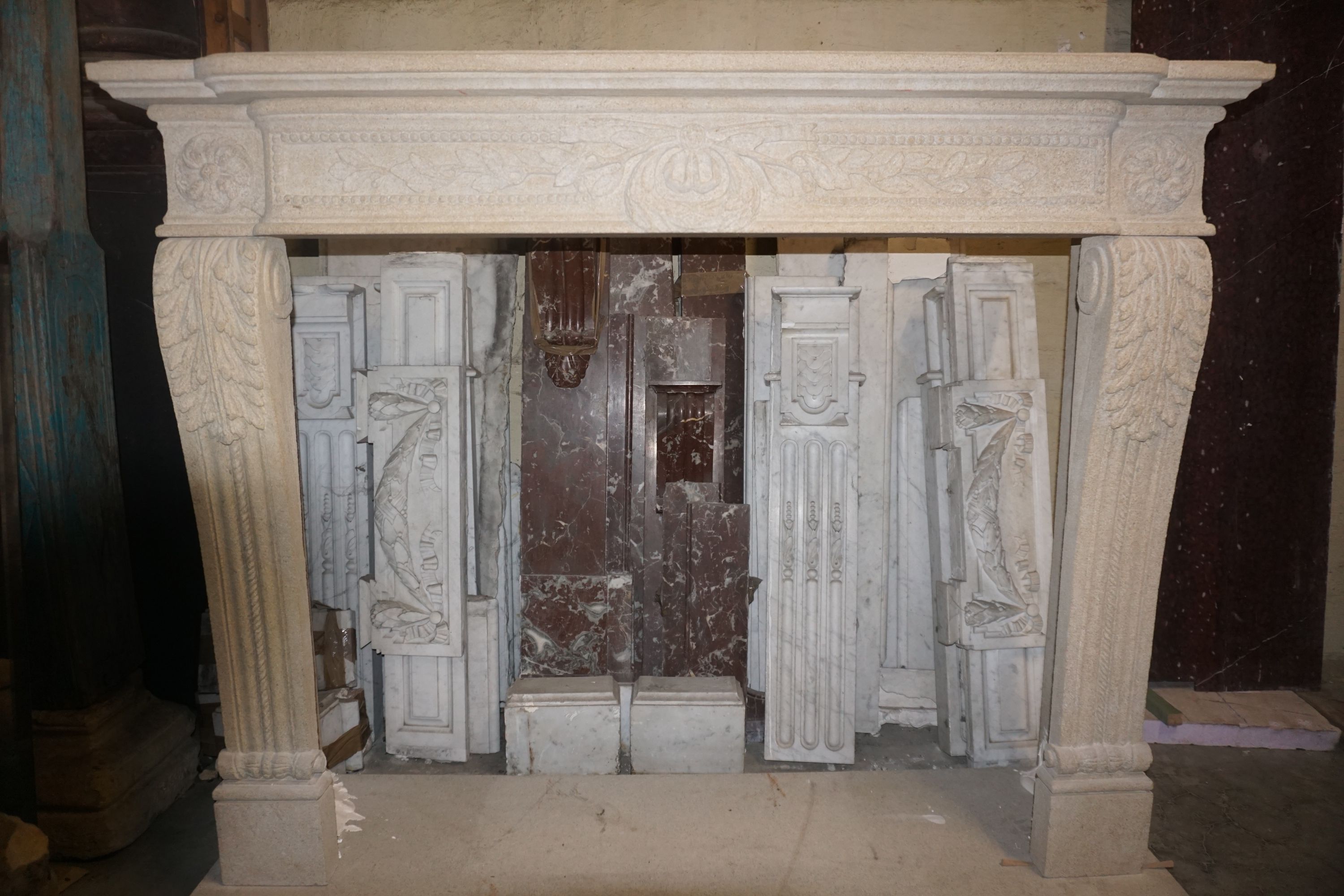 Fireplace in stone H112X140X41 - Image 2 of 3