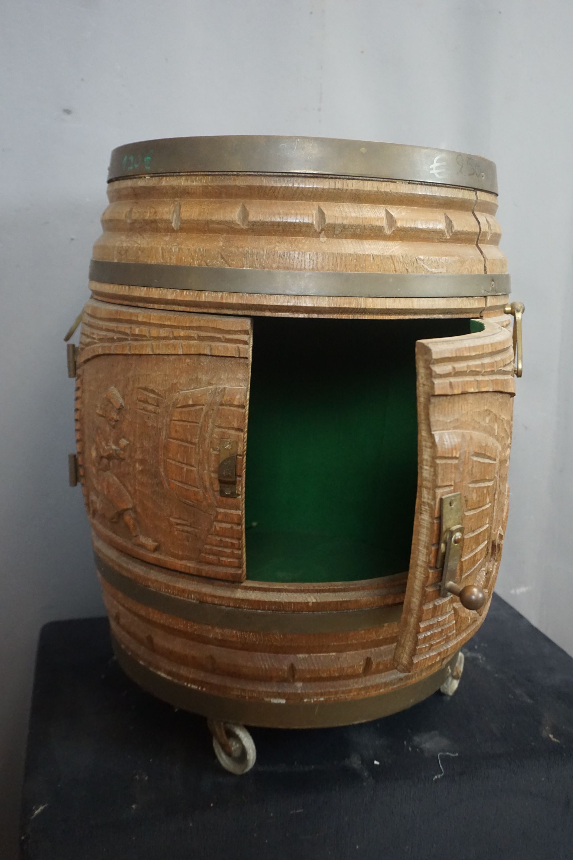 Decorative barrel in wood H60x43 - Image 2 of 2