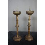 Neo-gothic, couple of candlesticks in copper H45