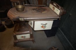 Stove in metal and email H83x72x110