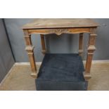 Table in wood 19th H71x77x77