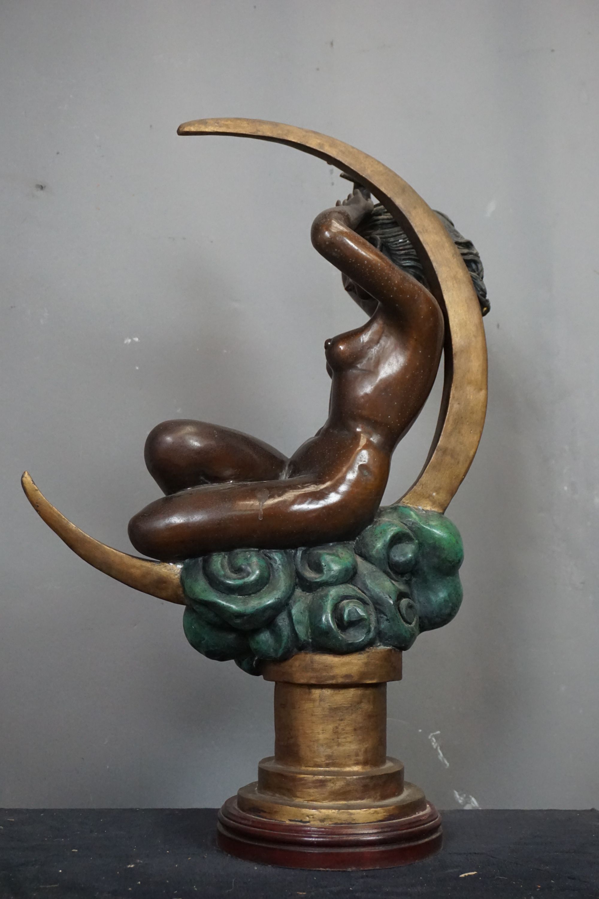 Erotic image in bronze H70 - Image 2 of 2