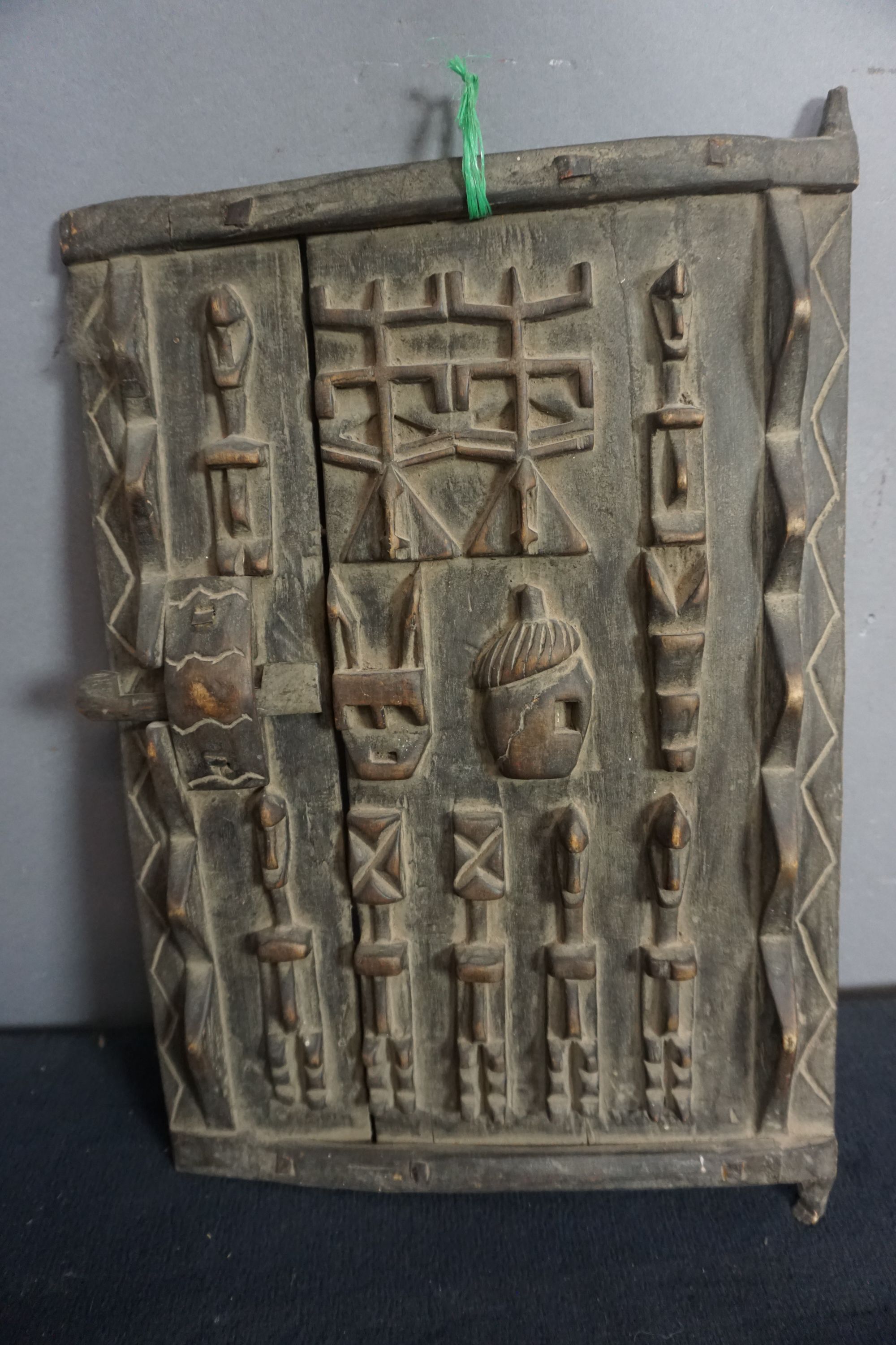 Africa, door / panel in wood, Dogonstam / Mali H61X40