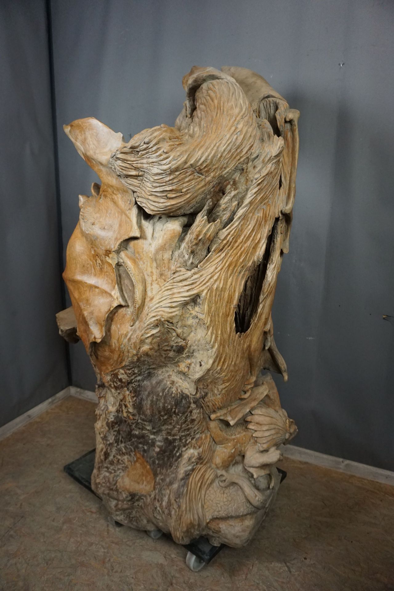 Exceptional sculpture with bats in wood (teak) H175x100x90 - Image 5 of 5