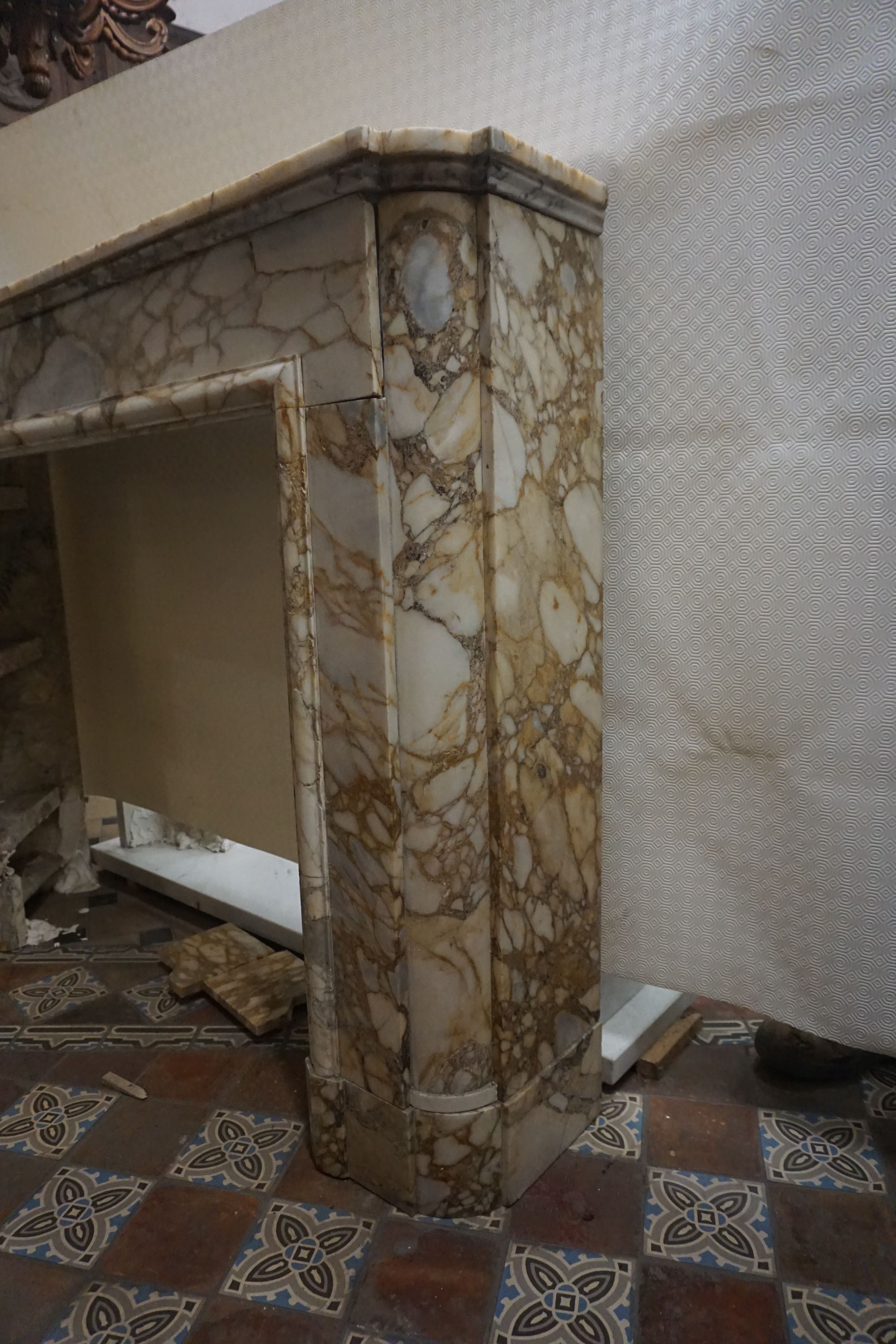 Fireplace in Marble H117X149X31 - Image 2 of 2